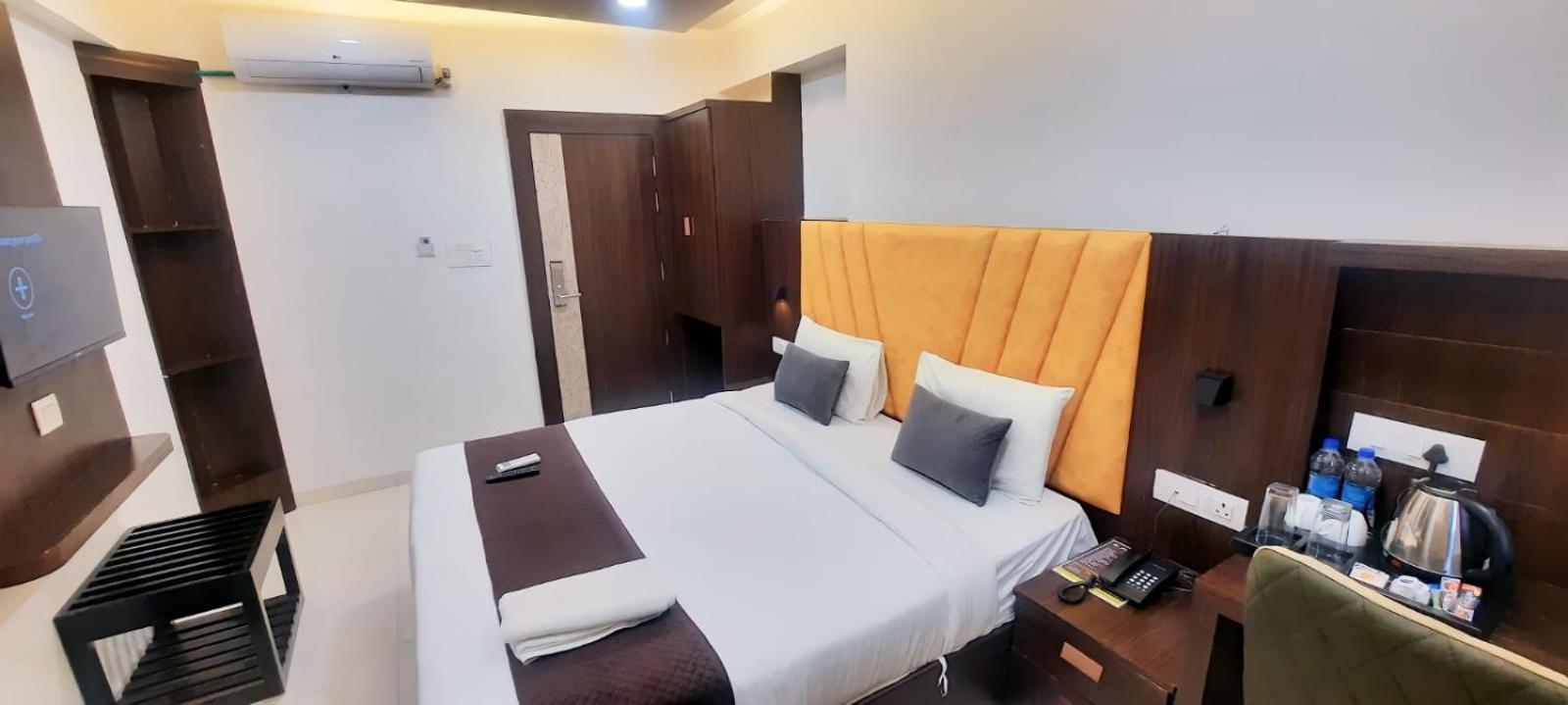 Meritel Grande, Vijay Nagar, 3* Indore