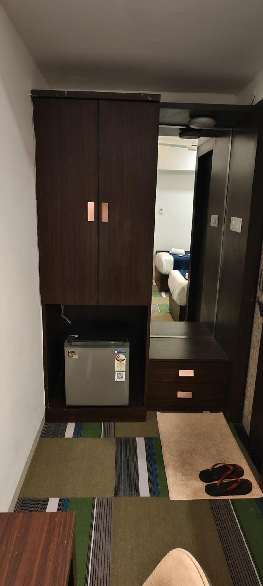 Meritel Grande, Vijay Nagar, Hotel