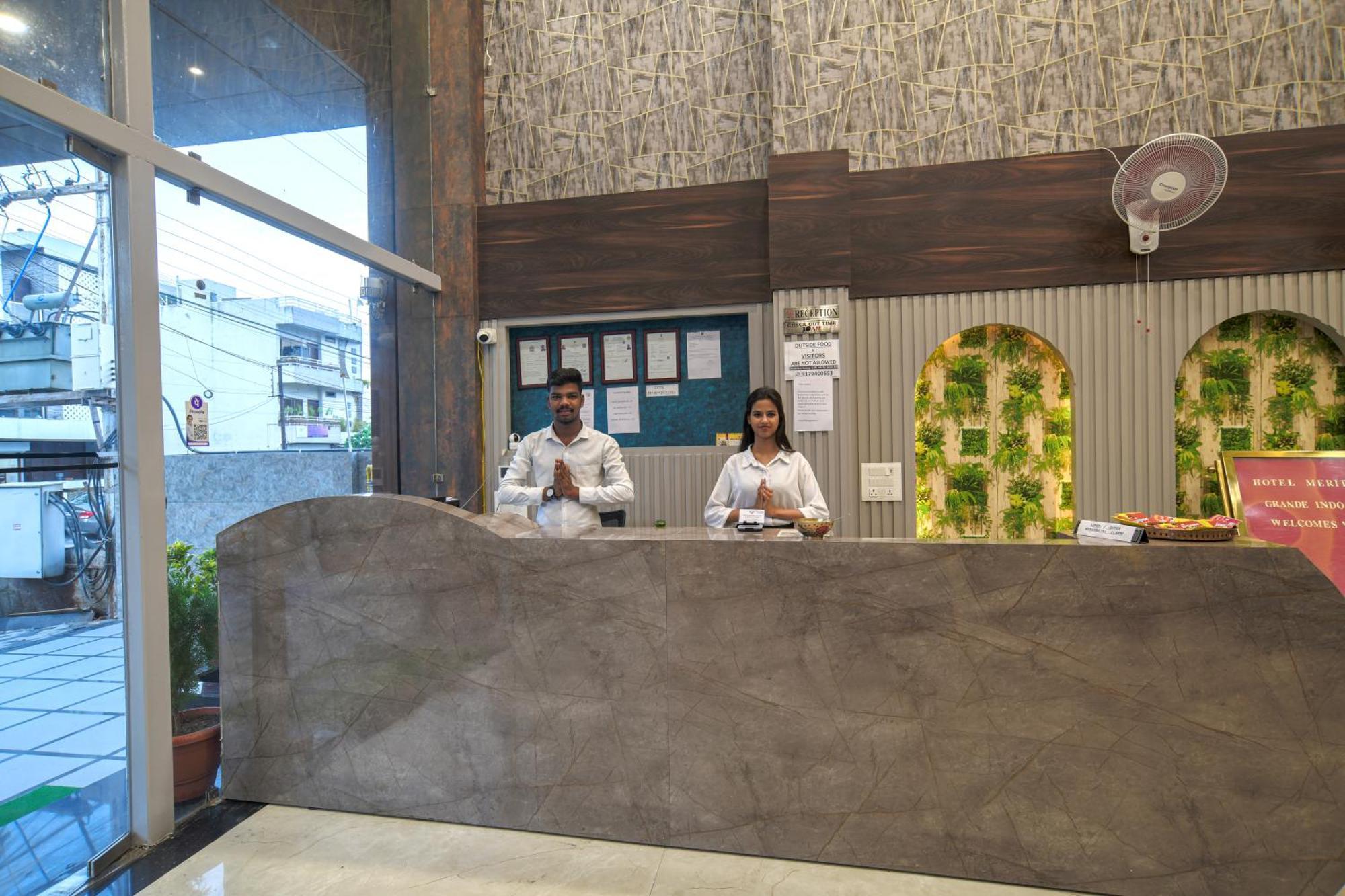 Meritel Grande, Vijay Nagar, Hotel 3*